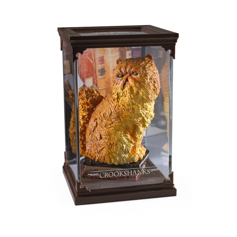 Harry Potter Crookshanks Magical Creatures Diorama